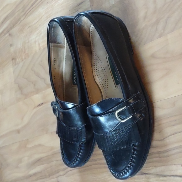 Men's COLE HAAN Black Pinch Buckle Leather Loafers - Picture 4 of 8